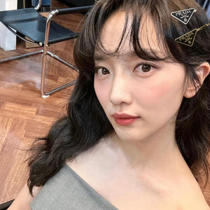 프라다 에나멜 메탈 헤어핀 3color (효민,기은세,김나영,이시영,표예진 등 착용)